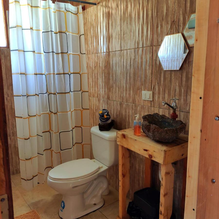 키토 El Castillo Del Lobo Pululahua B&B 외부 사진